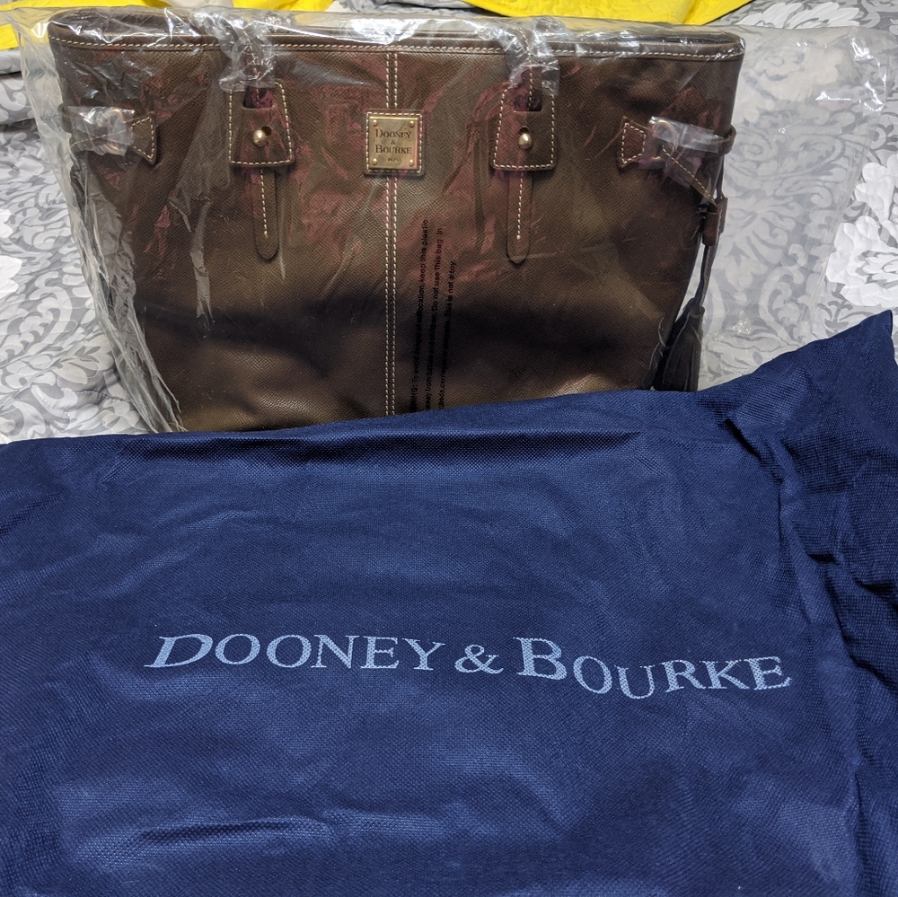 Dooney & Bourke shopper bag